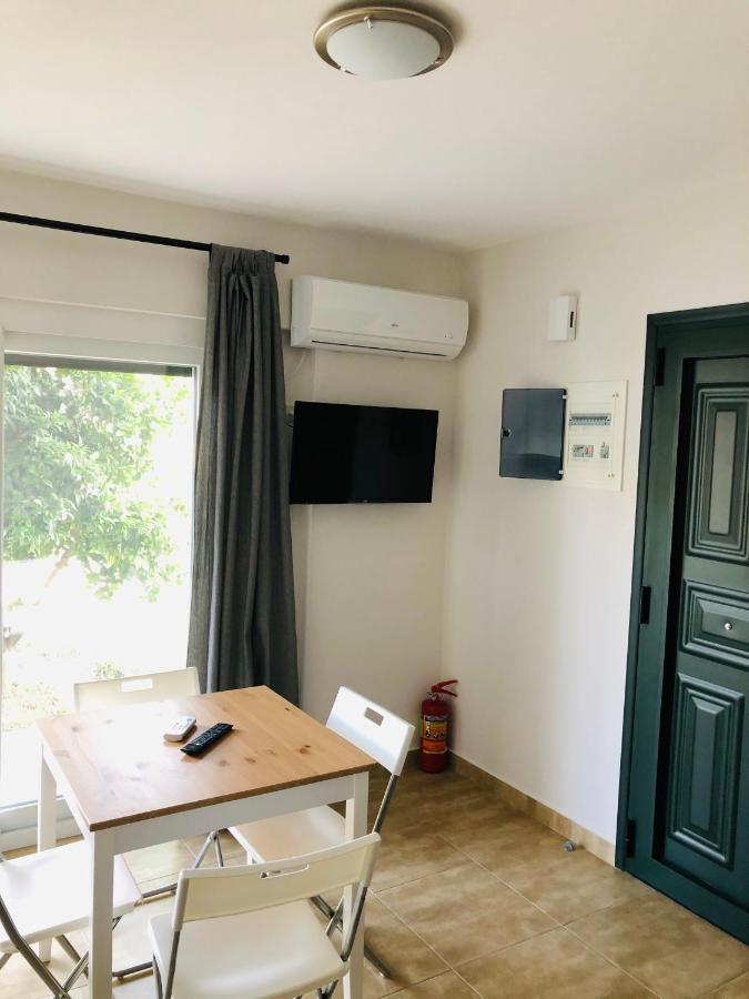 Ionian White Apartments Lefkáda エクステリア 写真